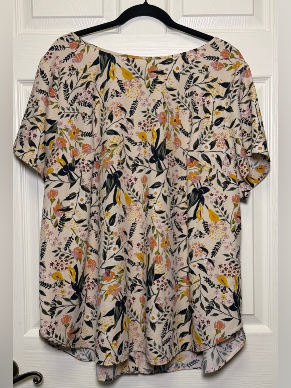 Ava & Viv Light Pink Floral Short Sleeve Tee